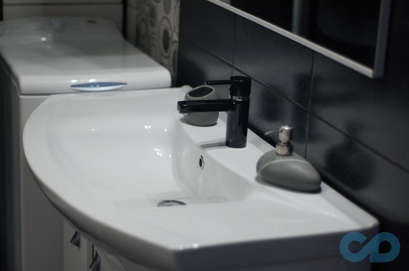 цена смеситель для раковины kludi zenta 382518675