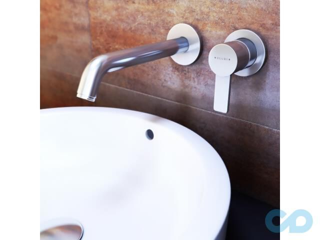 цена смеситель для раковины kludi zenta 382450575