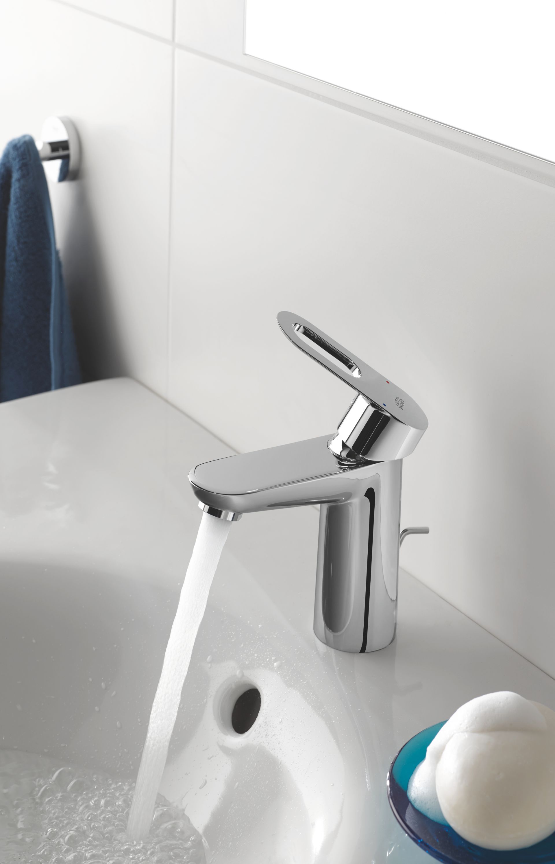 фото Душова система Grohe Euphoria 27296002 + Змішувач для раковини Grohe BauLoop 23335000