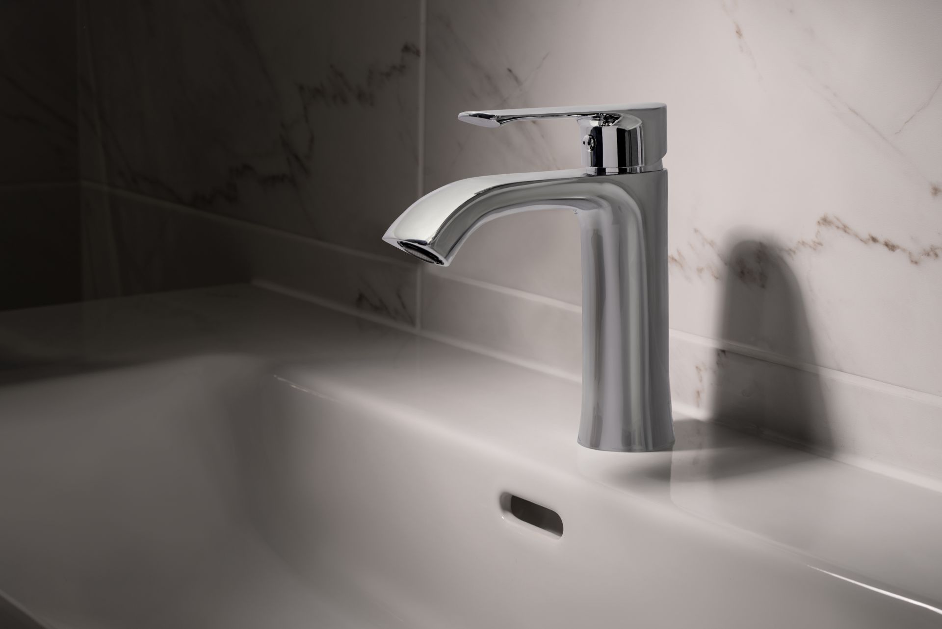 фото Душова система Grohe BauClassic 26699000 + Змішувач для раковини Imprese Vyskov 05340 