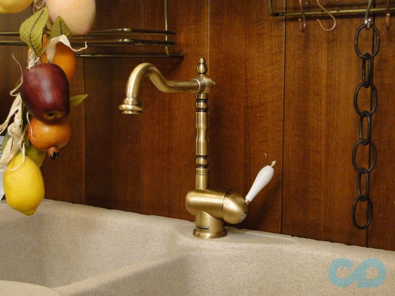 фото кухонний змішувач franke old-england (115.0028.205